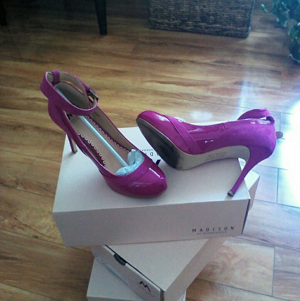 Dress heels